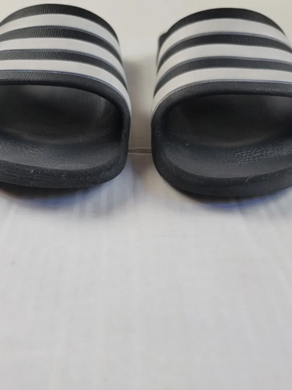 Adidas Adilette Aqua Slides Black White Youth Size 4 Cloudfoam Slip On Sandals